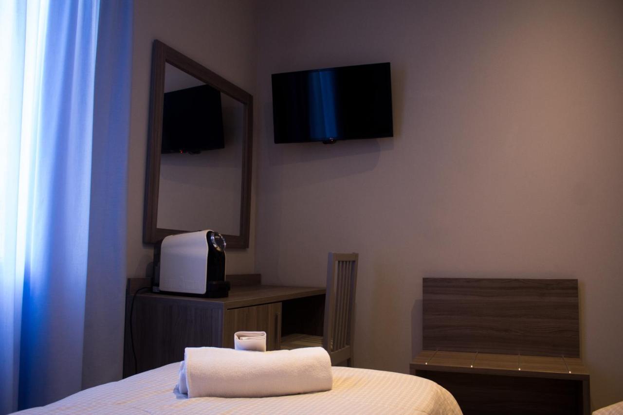 Hotel Sant'Orsola City House Collection By Gsa Hotels Болонья Экстерьер фото