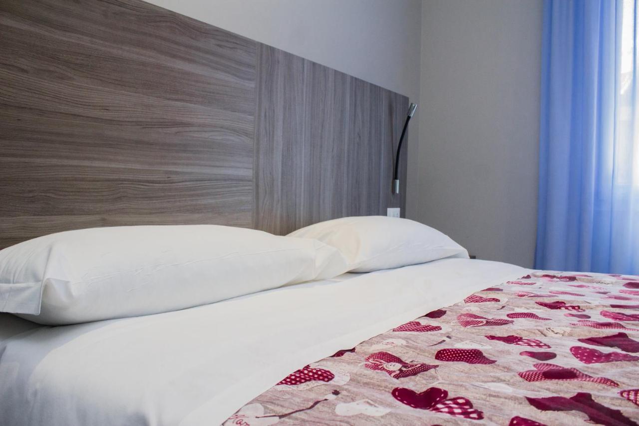 Hotel Sant'Orsola City House Collection By Gsa Hotels Болонья Экстерьер фото