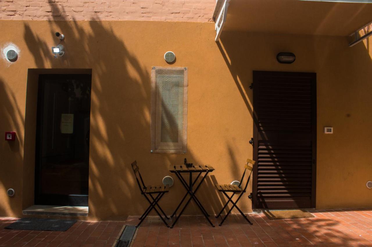Hotel Sant'Orsola City House Collection By Gsa Hotels Болонья Экстерьер фото